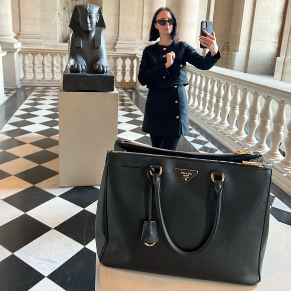 Prada Black Saffiano Leather Medium Double Zip Tote - Picture 9 of 9